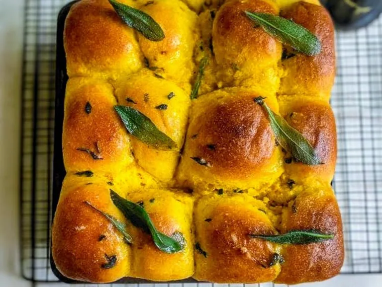 Soft Pumpkin Pull Apart Rolls