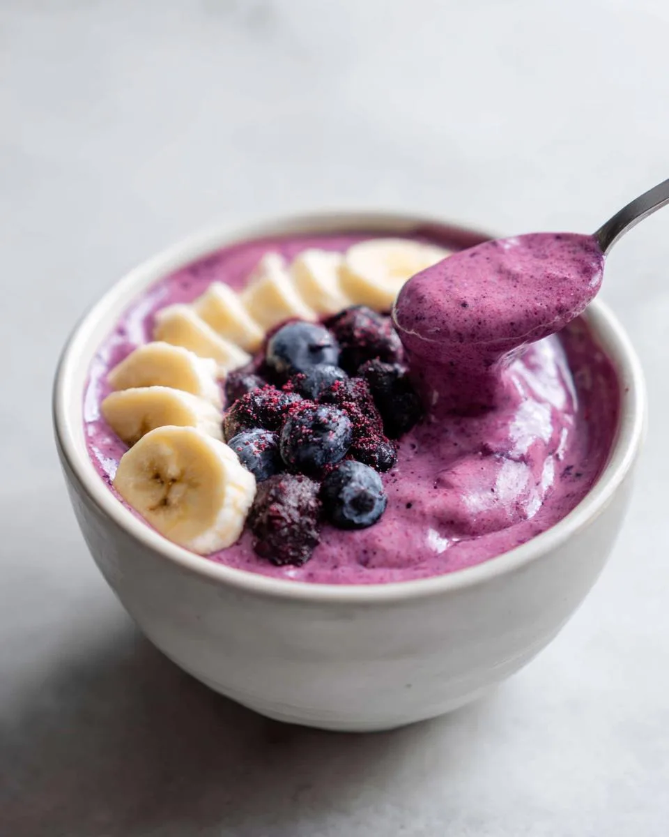 Huckleberry Smoothie Bowls - detail 3